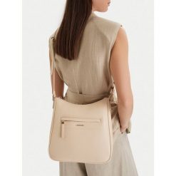 Torebka Lasocki. Listonoszki Lasocki, bez wzorów, bez dodatków. Za 149.99 zł.