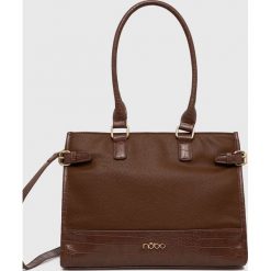 Nobo torebka kolor brązowy. Brązowe shopper bag NOBO, bez wzorów, na ramię, bez dodatków. W wyprzedaży za 179.99 zł.