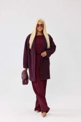 Damski płaszcz Isabella z tkaniny bukla w kolorze burgundowym - elegancja i komfort PLUS SIZE XXL OVERSIZE JESIEŃ. Czerwone płaszcze Moda Size Plus Iwanek, na jesień, l, bez wzorów, z poliesteru, eleganckie, bez kaptura. Za 559.90 zł.
