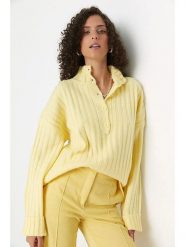 Trendyol Sweter w kolorze żółtym rozmiar: L. Żółte swetry Trendyol, l, bez wzorów, ze splotem, bez ramiączek. Za 113.90 zł.
