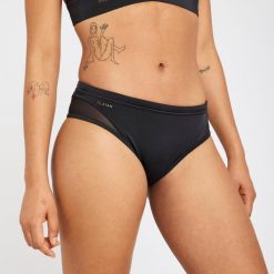 Dół kostiumu kąpielowego surfingowego damski Olaian Savana. Czarne bikini OLAIAN, w ażurowe wzory, z elastanu, eleganckie. Za 79.99 zł.