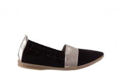 Baleriny Bayla-076 1627 Z Czarny, Skóra naturalna. Czarne baleriny Bayla, bez wzorów, ze skóry, klasyczne, bez obcasa, bez zapięcia. W wyprzedaży za 49.00 zł.