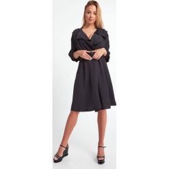 Płaszcz EMPORIO ARMANI. Czarne płaszcze Emporio Armani, bez wzorów, z materiału, bez kaptura. W wyprzedaży za 1,565.40 zł.