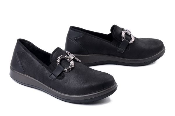 BEFADO DR ORTO 156D029 czarny, półbuty damskie. Czarne półbuty wsuwane Befado Dr Orto, bez wzorów, bez obcasa. Za 91.26 zł.