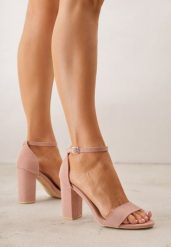 Jasnoróżowe Sandały Vices na Słupku z Wkładką ze Skóry Naturalnej Avelhira. Czerwone sandały Renee, bez wzorów, ze skóry, bez obcasa, na obcasie, bez zapięcia. Za 89.99 zł.