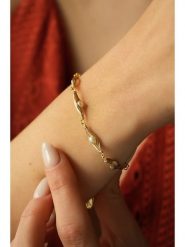 Pierres delicates Bransoletka w kolorze białym z perłami rozmiar: onesize. Białe bransoletki Pierres delicates, z perłą, z mosiądzu. Za 100.52 zł.