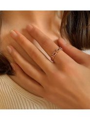 DI GIORGIO Pozłacany pierścionek z cyrkoniami rozmiar: 58. Czerwone pierścionki DI GIORGIO, z cyrkonią, pozłacane. Za 127.65 zł.