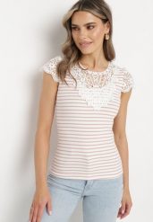 Różowo-Biały Bawełniany T-shirt z Prążkowanej Dzianiny Ozdobiony Koronką Liasilo. Czerwone t-shirty Born2be, m, bez wzorów, z bawełny, bez kołnierzyka, bez ramiączek. Za 59.99 zł.