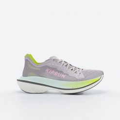 Buty do biegania damskie Kiprun KD900X LD2. Fioletowe buty do biegania KIPRUN, bez wzorów, bez zapięcia, do biegania. W wyprzedaży za 499.99 zł.