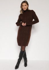 Ciemnobrązowa Sweterkowa Sukienka z Golfem Wełną i Bawełną Ozdobiona Splotem Reiania. Brązowe sukienki Born2be, do pracy, bez wzorów, z bawełny, biznesowe, bez kołnierzyka, bez ramiączek, proste. Za 79.99 zł.