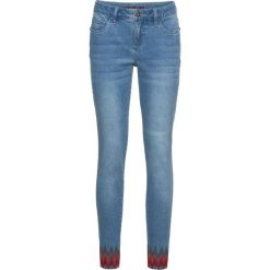 Dżinsy z haftem w stylu etno bonprix niebieski "bleached”. Jeansy marki bonprix. Za 149.99 zł.