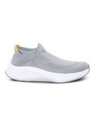 Regatta Buty sportowe "Orton" w kolorze szarym rozmiar: 42. Szare buty treningowe Regatta, bez wzorów, z materiału, bez zapięcia, outdoorowe. Za 73.76 zł.