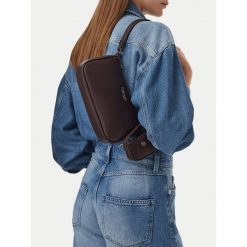 Torebka Nine West. Brązowe torebki klasyczne Nine West, bez wzorów, klasyczne, bez dodatków. Za 169.99 zł.
