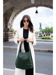 Maison héritage PARIS Skórzany shopper bag "Rebe" w kolorze ciemnozielonym - 45 x 33 x 15 cm rozmiar: onesize. Zielone shopper bag maison héritage PARIS, bez wzorów, z materiału, na ramię, bez dodatków. Za 300.21 zł.