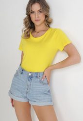 Żółty Gładki T-shirt z Bawełny z Krótkim Rękawem Charise. Żółte t-shirty Born2be, l, bez wzorów, z bawełny, bez kołnierzyka, bez ramiączek. W wyprzedaży za 25.49 zł.