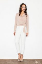 Beżowa Elegancka Bluzka z Kopertowym Założeniem. Brązowe bluzki Figl, s, bez wzorów, z elastanu, eleganckie, bez kołnierzyka, bez ramiączek. Za 199.00 zł.