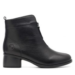 Botki Remonte. Czarne botki Remonte, bez wzorów, bez obcasa, na słupku, bez zapięcia. Za 429.99 zł.