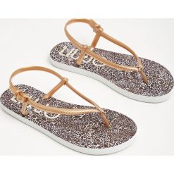 Sandały Liu Jo. Niebieskie sandały Liu Jo, bez wzorów, bez obcasa, na koturnie, bez zapięcia. Za 639.99 zł.