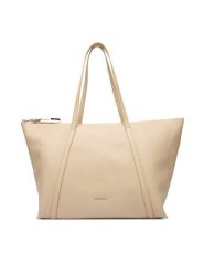 Coccinelle Torebka U45 Coccinelle Nory E1 U45 11 01 01 Beżowy. Brązowe shopper bag Coccinelle, bez wzorów, ze skóry, bez dodatków. Za 1,269.00 zł.