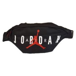 Saszetka nerka torebka Air Jordan Crossbody. Czarne nerki i saszetki Jordan, bez wzorów, bez dodatków. Za 148.00 zł.