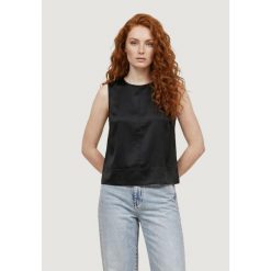 Stanik opaska Kobieta ONLY Onldorsi Aris Sl Loose Top Wvn Cc. Czarne biustonosze sportowe ONLY, bez wzorów, z wiskozy. Za 158.50 zł.