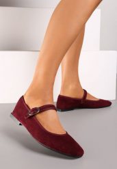 Bordowe Balerinki w Stylu Mary Jane z Kwadratowym Noskiem i Klamerką Nairelle. Czerwone baleriny Born2be, bez wzorów, z jeansu, eleganckie, bez obcasa, na płaskiej podeszwie, bez zapięcia. W wyprzedaży za 59.99 zł.