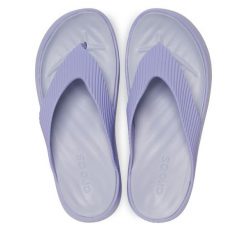 Japonki Crocs. Fioletowe japonki Crocs, bez wzorów. Za 139.99 zł.