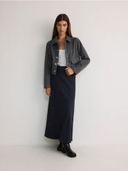 Kurtka boxy - szary. Szare kurtki Reserved, l, bez wzorów, z tkaniny, bez kaptura. W wyprzedaży za 99.99 zł.