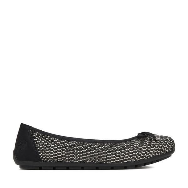 Baleriny Rieker. Czarne baleriny Rieker, bez wzorów, bez obcasa, bez zapięcia. Za 289.99 zł.