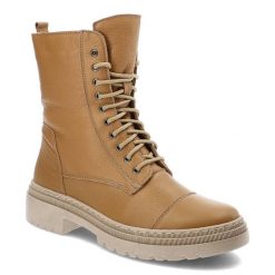 Brązowe Botki Damskie Wasak Wygodne Obuwie. Brązowe botki Wasak, z aplikacjami, z futra, bez obcasa, na płaskiej podeszwie, bez zapięcia. Za 309.00 zł.