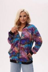 Kurtka bomberka Kolorowy Marmur we wzór marmurowej tafli w odcieniach fioletu i z czarnymi ściągaczami PLUS SIZE XXL OVERSIZE JESIEŃ. Czarne kurtki Moda Size Plus Iwanek, na jesień, plus size, bez wzorów, z bawełny, eleganckie, bez kaptura. Za 269.90 zł.