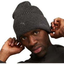 Czapka zimowa Puma METAL MID FIT BEANIE. Czarne czapki zimowe Puma, bez wzorów. Za 58.86 zł.