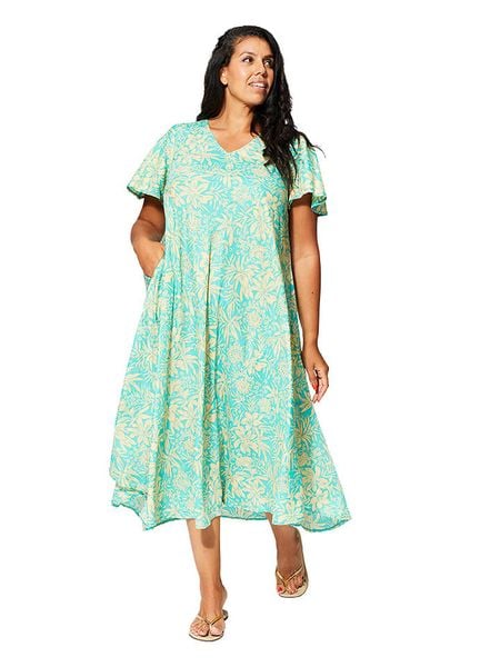 Aller Simplement Sukienka w kolorze miętowym rozmiar: 50/52. Zielone sukienki Aller Simplement, bez wzorów, klasyczne, bez kołnierzyka, bez ramiączek, maxi. Za 88.02 zł.