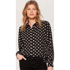 Koszula w grochy - Czarny. Koszule marki Mohito. W wyprzedaży za 59.99 zł.