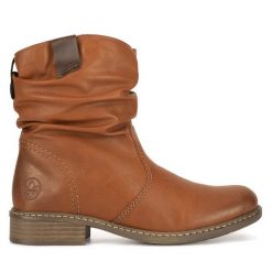 Botki Rieker. Brązowe botki Rieker, bez wzorów, bez obcasa, na płaskiej podeszwie, bez zapięcia. Za 299.99 zł.