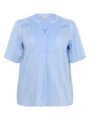 KAFFE curve Bluzka w kolorze błękitnym rozmiar: 52. Niebieskie bluzki KAFFE curve, bez wzorów, z bawełny, bez kołnierzyka, bez ramiączek. Za 96.83 zł.