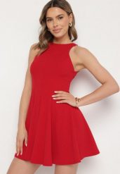 Czerwona Rozkloszowana Sukienka z Wiskozą Milenissa. Czerwone sukienki Born2be, na imprezę, l, bez wzorów, z wiskozy, eleganckie, bez kołnierzyka, bez ramiączek, mini, rozkloszowane. W wyprzedaży za 127.49 zł.