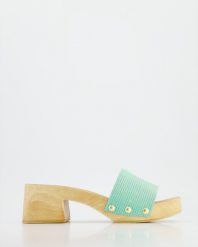 KLAPKI Z EFEKTEM HOLO 2246 DIA VERDE. Klapki Venezia, bez wzorów, ze skóry, bez obcasa, na platformie, bez zapięcia. Za 129.00 zł.