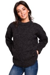 Sweter damski wełniany luźny fason ciepły puszysty czarny. Czarne swetry BE Knit, na zimę, l, bez wzorów, z poliakrylu, klasyczne, bez ramiączek. Za 215.00 zł.