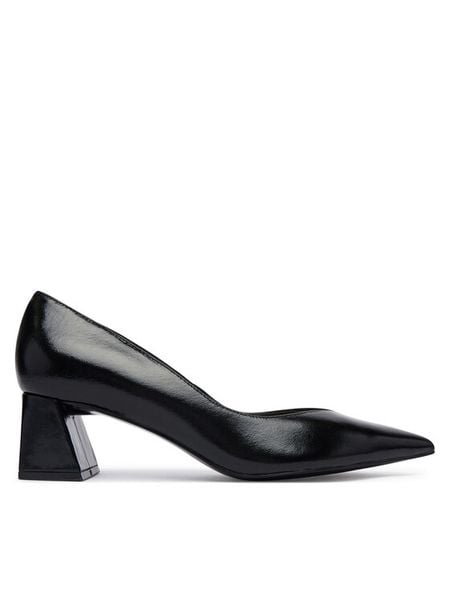 Guess Czółenka FLFSIN LEP08 Czarny. Czarne czółenka Guess, z aplikacjami, ze skóry, bez obcasa, bez zapięcia. Za 584.99 zł.