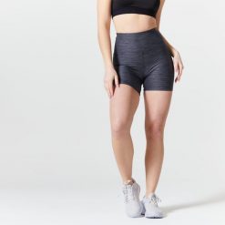 Spodenki fitness cardio damskie Domyos. Szare szorty sportowe DOMYOS, bez wzorów, z elastanu, na fitness i siłownię. Za 39.99 zł.