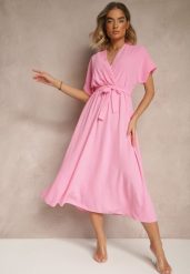 Różowa Rozkloszowana Sukienka z Gumką w Talii i Wiązaniem Sepenira. Czerwone sukienki Renee, na co dzień, xs, bez wzorów, z jeansu, eleganckie, bez kołnierzyka, bez ramiączek, maxi, kopertowe. W wyprzedaży za 63.99 zł.