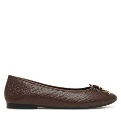Baleriny Tommy Hilfiger. Brązowe baleriny Tommy Hilfiger, bez wzorów, bez obcasa, bez zapięcia. Za 449.99 zł.