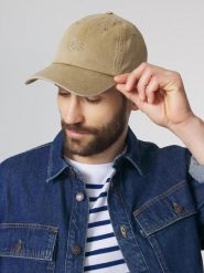 Czapka z daszkiem TBS Citycap. Brązowe czapki z daszkiem TBS, bez wzorów, z bawełny. Za 234.00 zł.