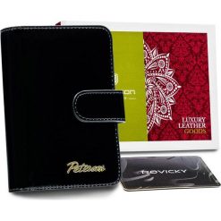 Peterson Mały skórzany portfel damski czerwony Peterson NoSize. Czerwone portfele Peterson, bez wzorów. Za 129.99 zł.
