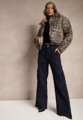 Granatowe Jeansy z Bawełną o Szerokim Kroju High Waist z Kieszeniami Cargo Phirinna. Niebieskie jeansy Renee, l, bez wzorów, z bawełny, eleganckie, z podwyższonym stanem. W wyprzedaży za 41.99 zł.