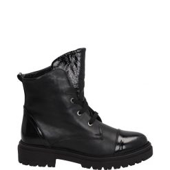CZARNE BOTKI 429351 BLACK. Czarne botki Venezia, bez wzorów, ze skóry, bez obcasa, bez zapięcia. Za 289.00 zł.