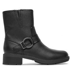 Botki Clarks. Czarne botki Clarks, bez wzorów, bez obcasa, na płaskiej podeszwie, bez zapięcia. Za 539.99 zł.