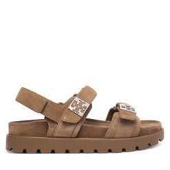Sandały Tory Burch. Brązowe sandały Tory Burch, bez wzorów, bez obcasa, na płaskiej podeszwie, bez zapięcia. Za 1,644.00 zł.