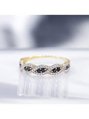 CARATELLI Złoty pierścionek "Saly" z diamentami i szafirami rozmiar: 58. Żółte pierścionki CARATELLI, z diamentem, złote. Za 1,221.27 zł.